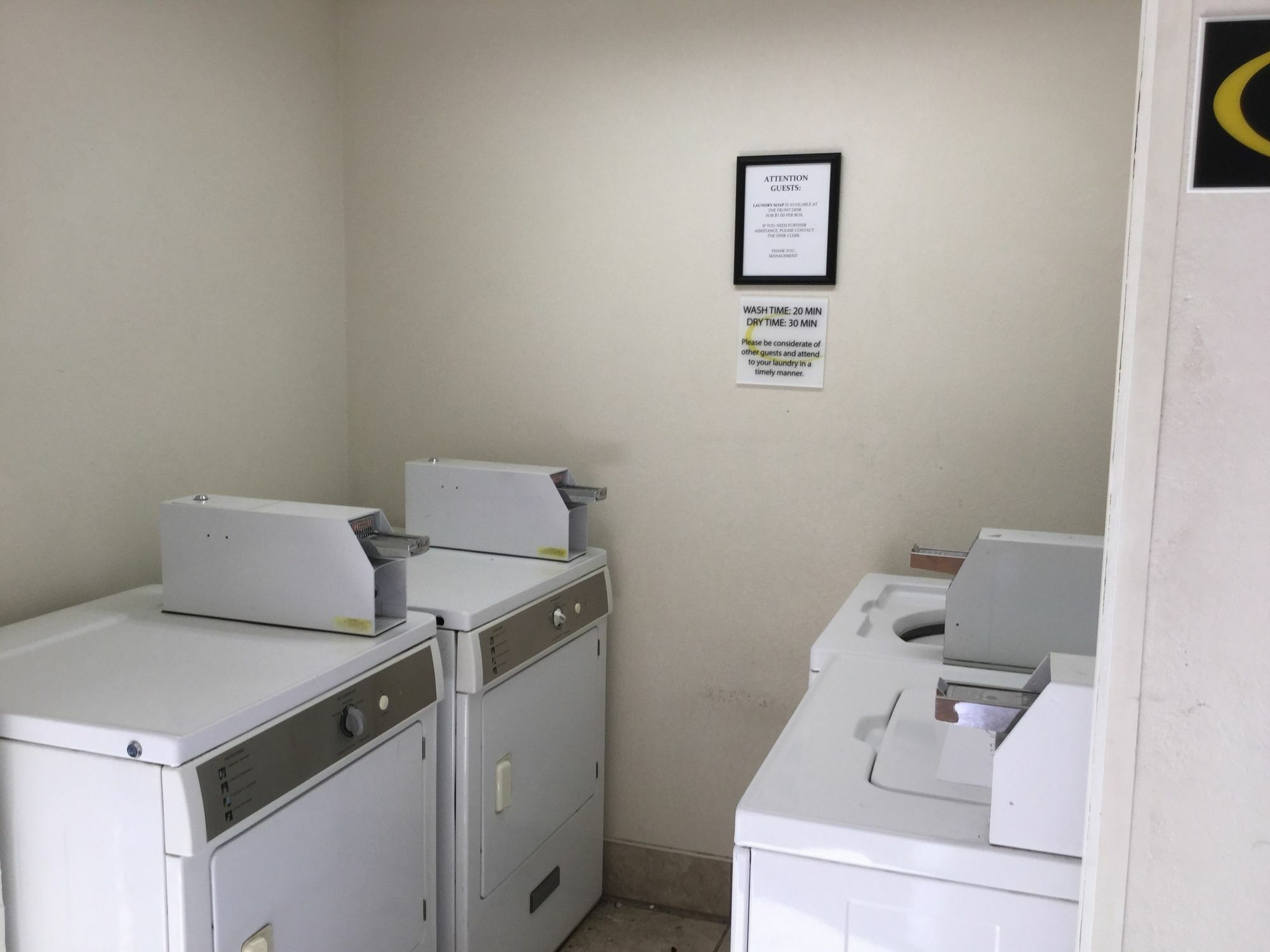 Super 8 By Wyndham Aberdeen East מראה חיצוני תמונה
