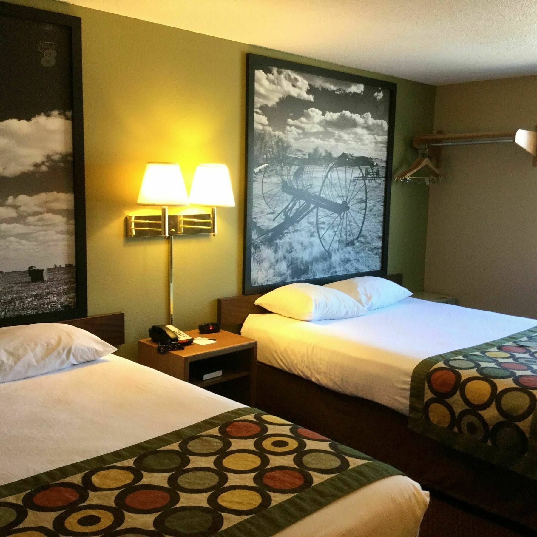 Super 8 By Wyndham Aberdeen East מראה חיצוני תמונה
